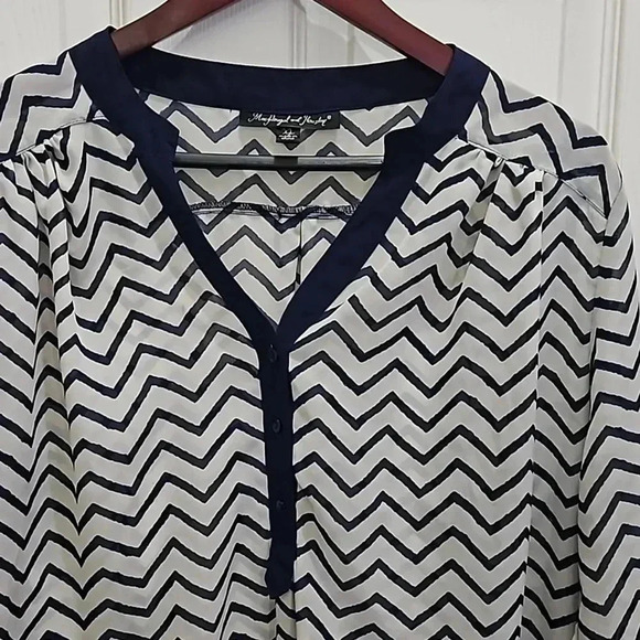 MacDougal and Houston Navy Chevron Pattern Flowy Blouse Sz XL - Picture 2 of 8